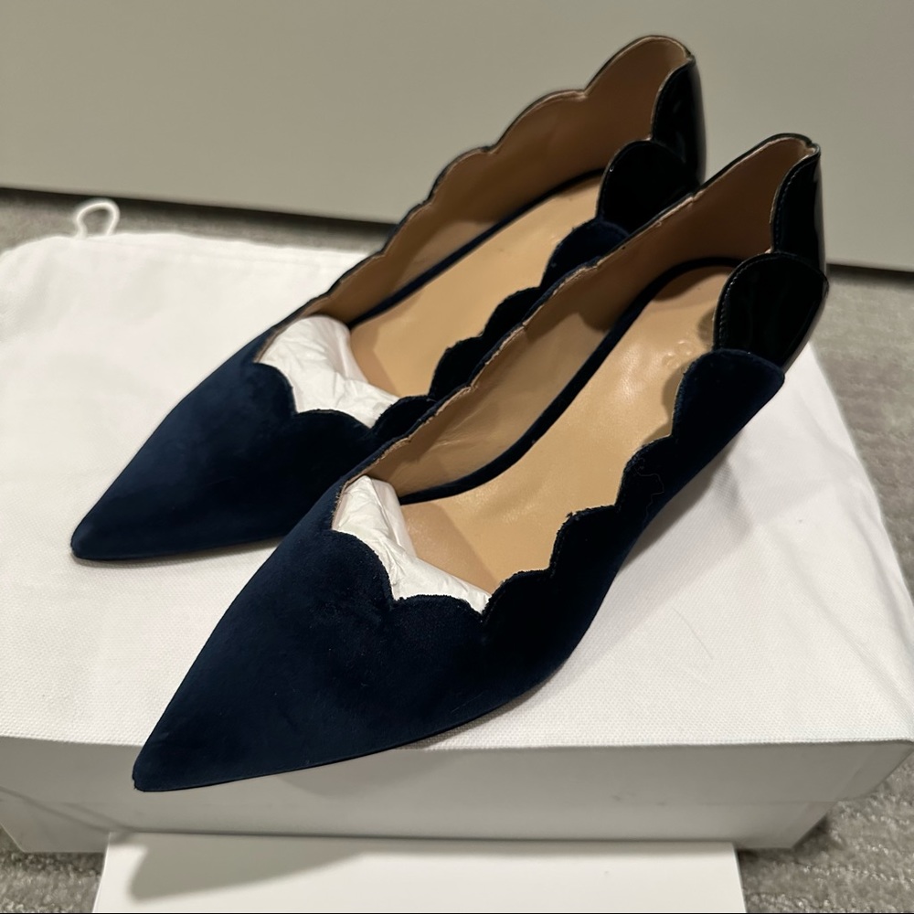 Brand New CHLOÉ - STILETTO PUMPS WITH DECORATIVE CUT-OUTS, navy and black, 36.